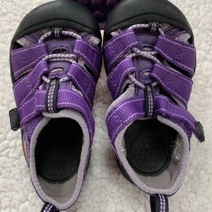 KEEN Water Shoes - Excellent Condition